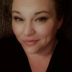 Meet your Posher, Alechia